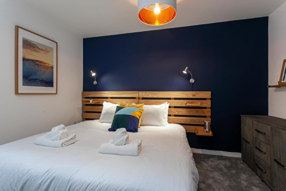 Stunning 2 Bed Flat 5min to Old Trafford Stadium Manchester Exterior foto